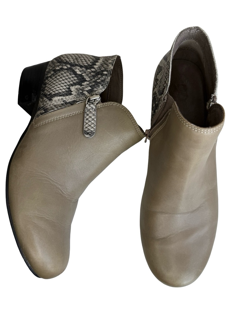 ABEO Lanora Metatarsal Low Heel Bootie Sz 8